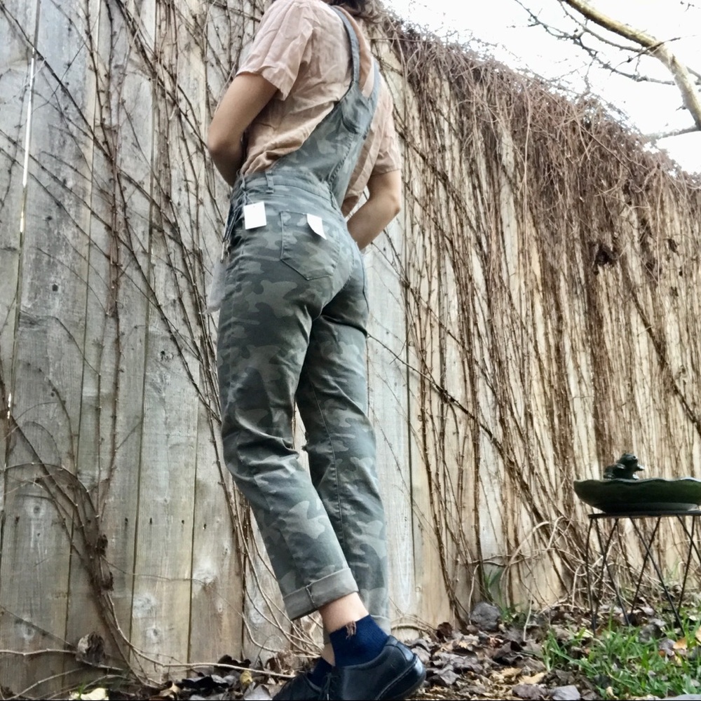 Vanilla Star Overall Camo